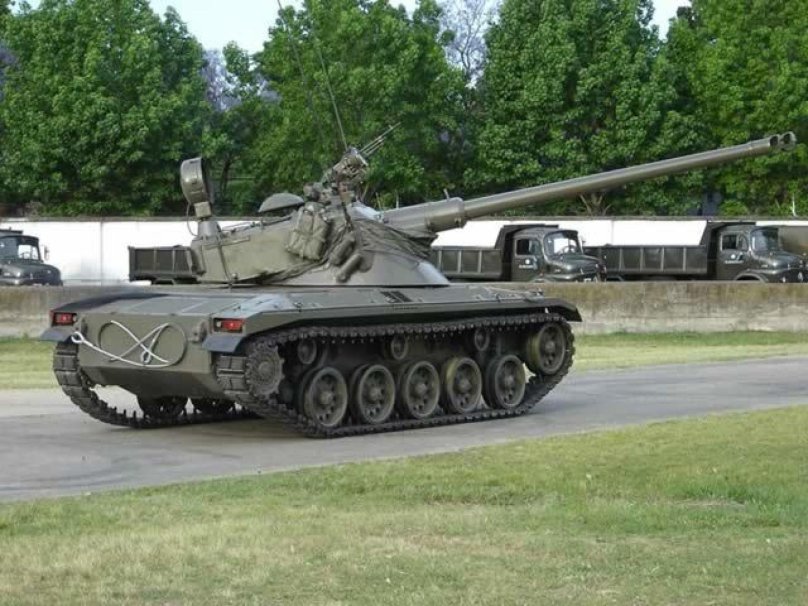 Sk-105 «Кирасир»