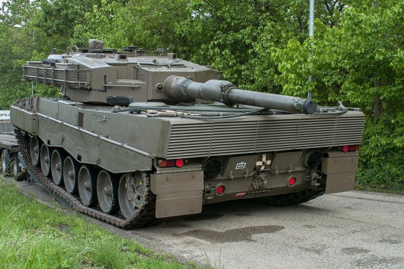Leopard 2a4 танк