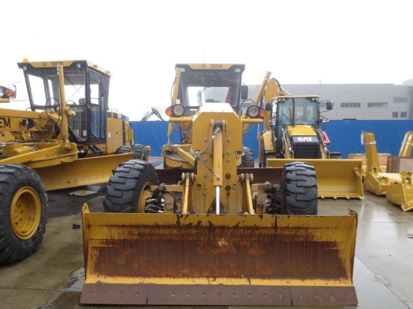Caterpillar sem 922
