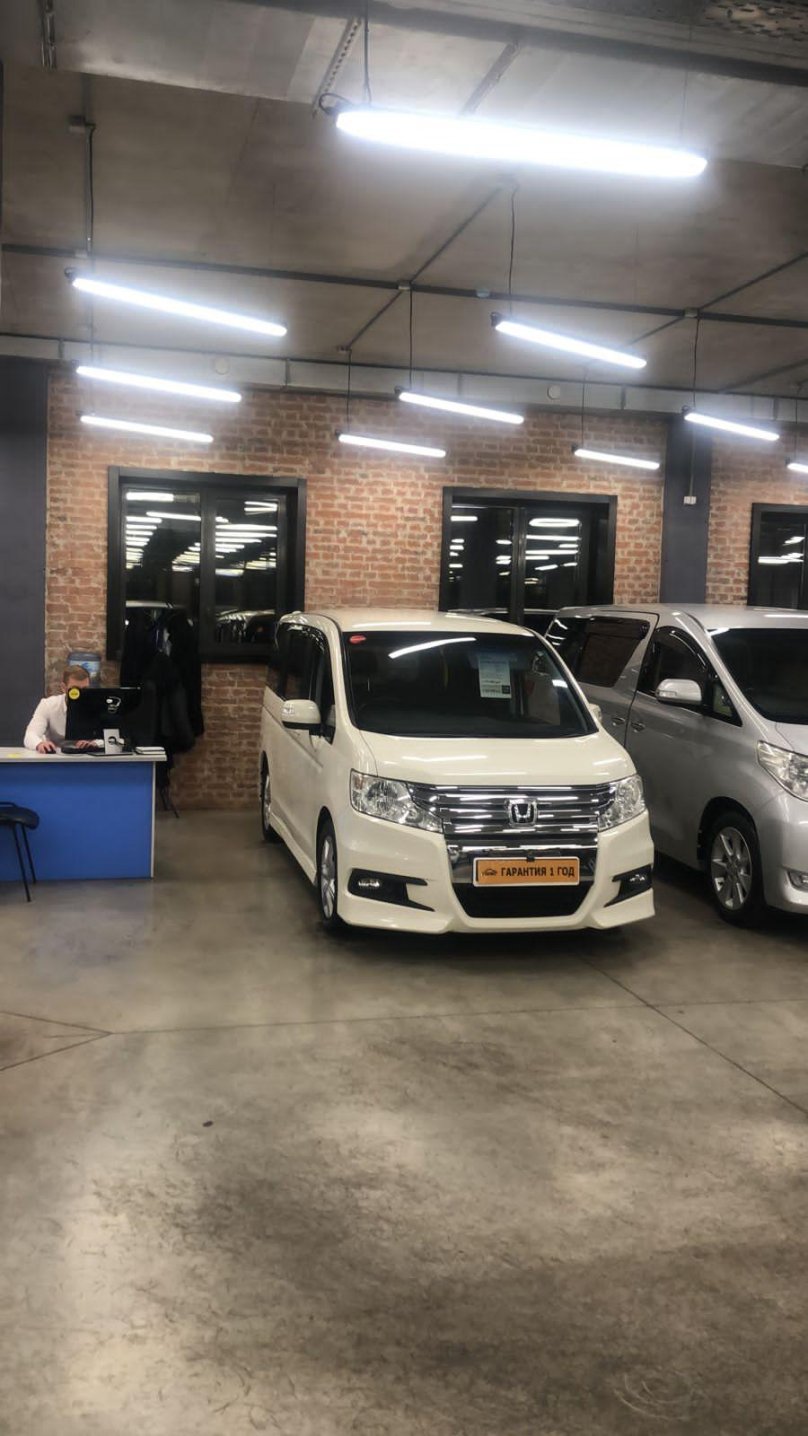 Автосалон Кристалл Моторс