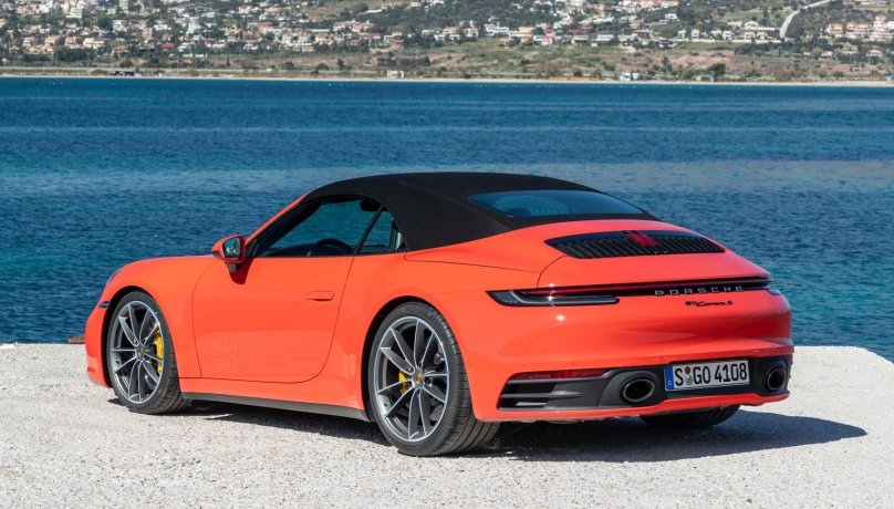 Porsche 911 Cabriolet (992).