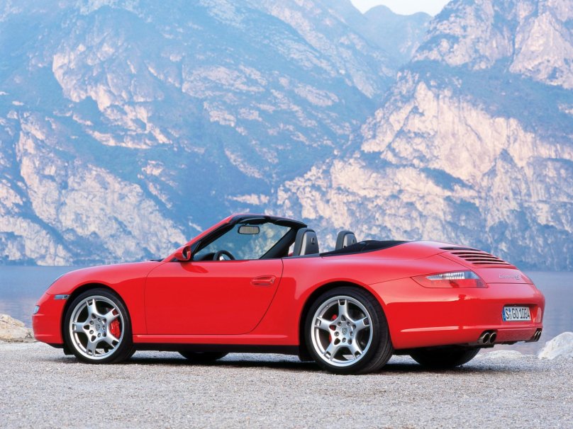 Porsche 911 Carrera 4 Cabrio