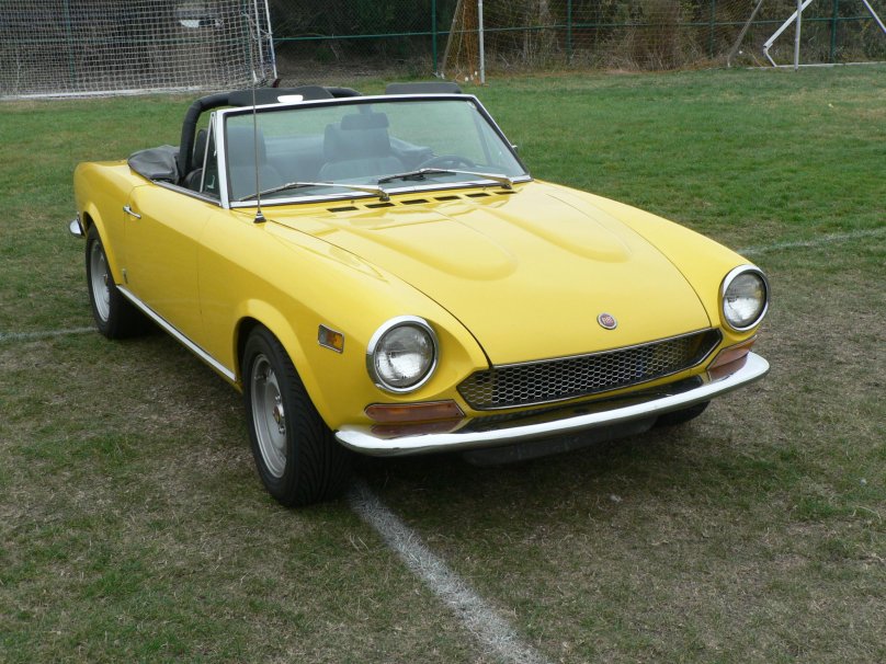 Fiat 124 Sport Spider