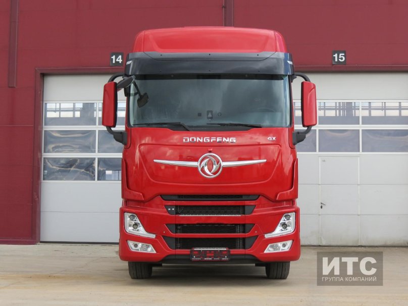 Седельный тягач Dongfeng dfh4180 4x2