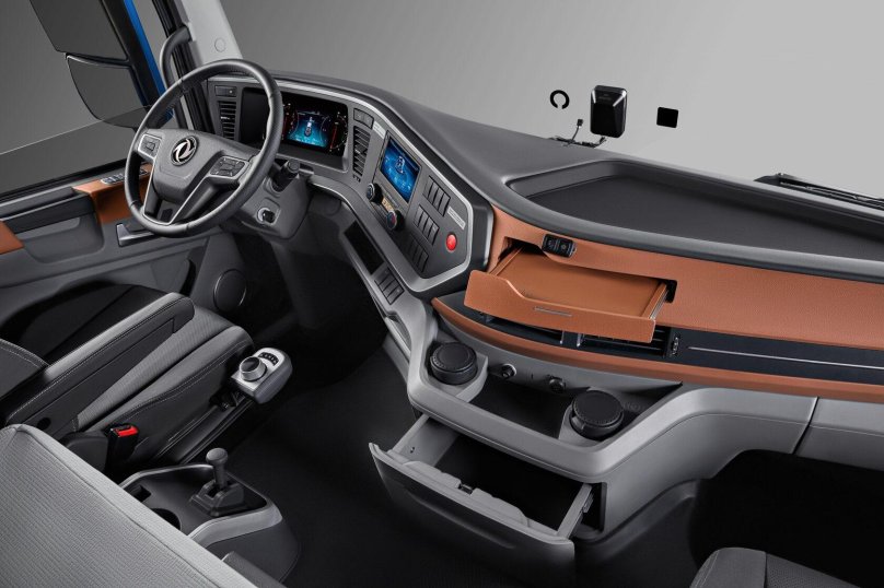 Седельный тягач Dongfeng dfh4180 4x2