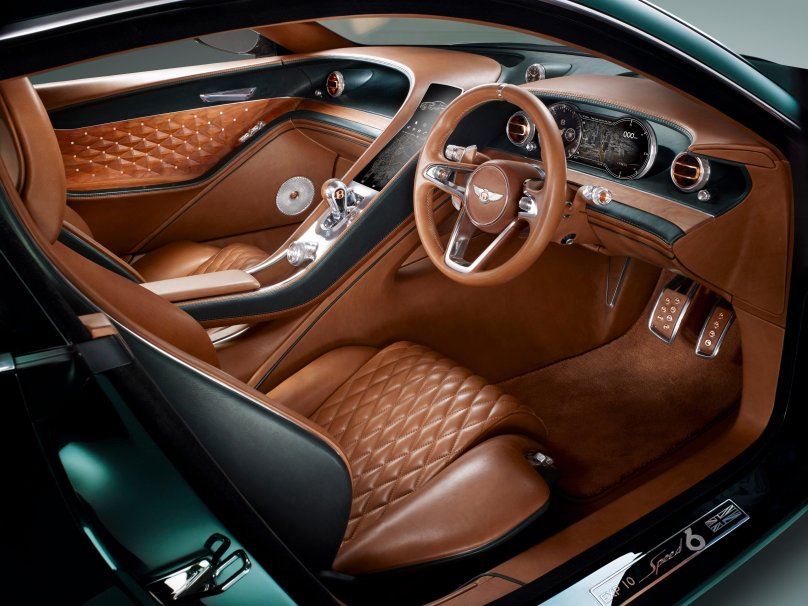 Bentley Exp 10 Speed 6 салон
