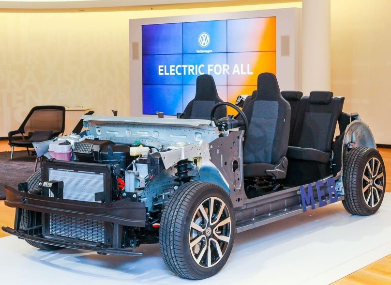 Volkswagen электроавтомобиль