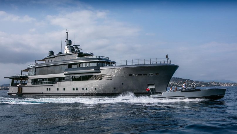 Luxury Superyacht CRN 74m
