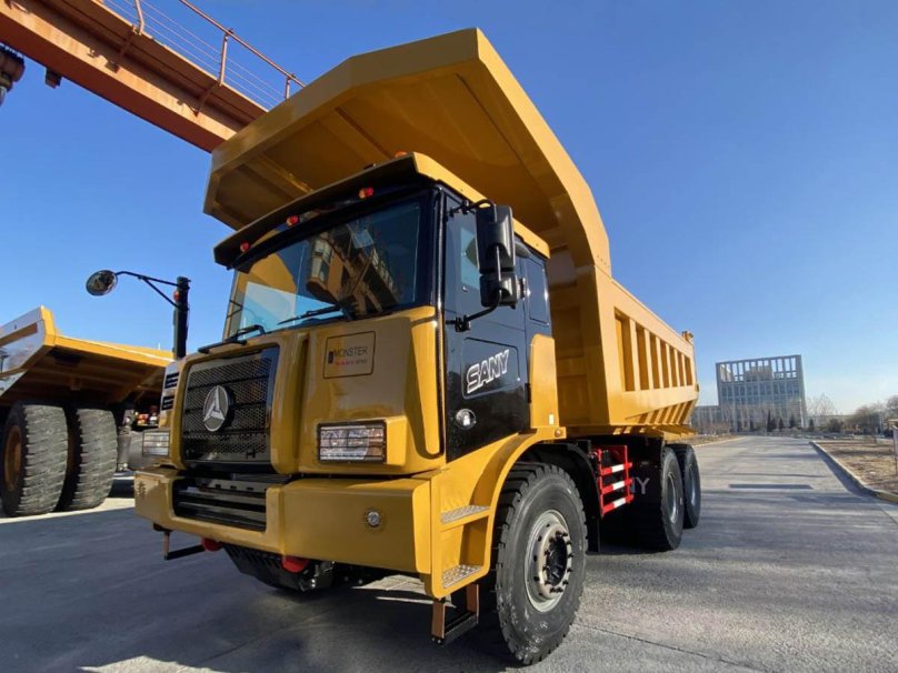 Самосвал skt90s