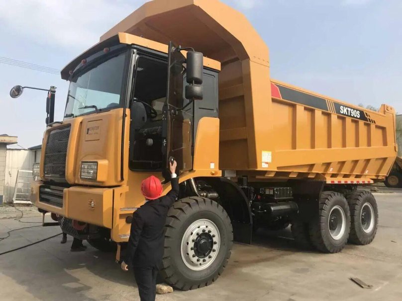 Карьерный самосвал sany skt115s