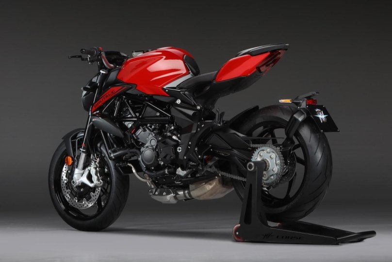 MV Agusta brutale 800