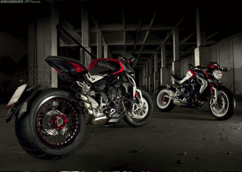 MV Agusta brutale 800 Dragster RR