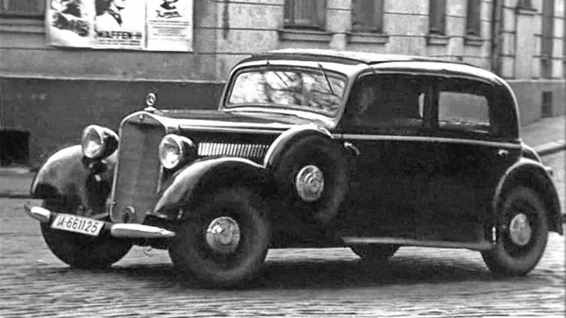 Mercedes-Benz 230 w143 семнадцать мгновений весны