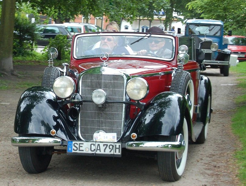 Mercedes-Benz w143