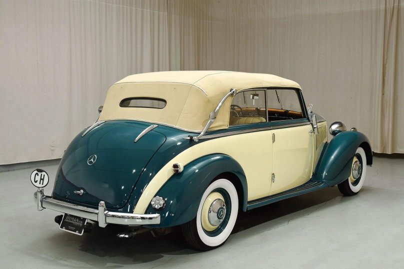 Mercedes-Benz 230 w143