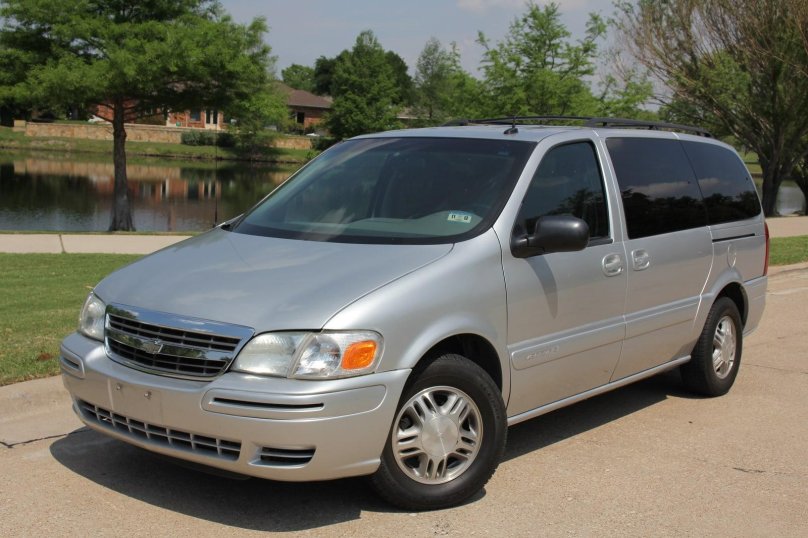 Chevrolet Venture Dimensions 2004