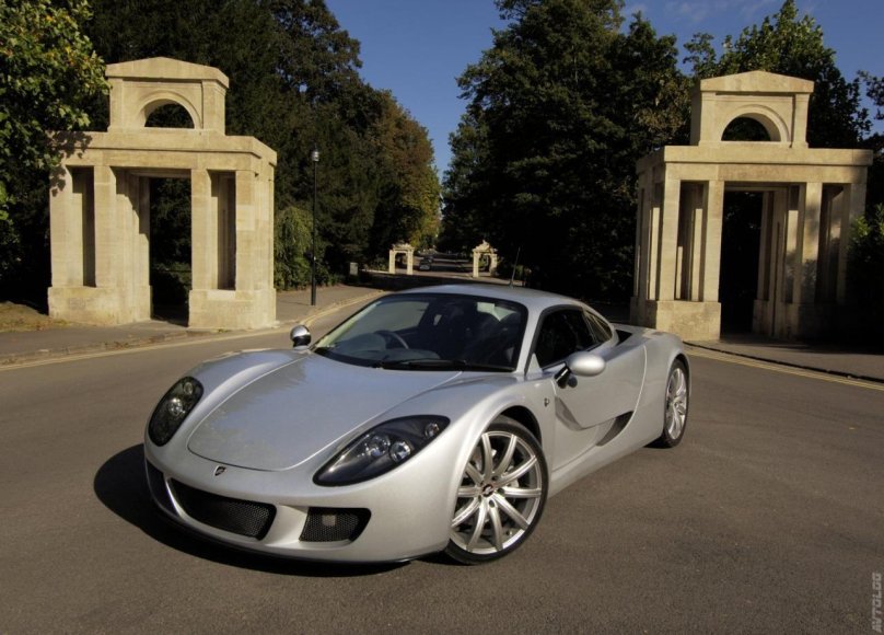 Машина ginetta f400