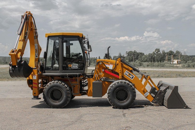 RUNMAX экскаватор погрузчик