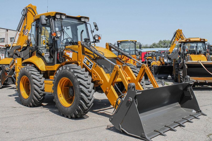 RUNMAX экскаватор погрузчик