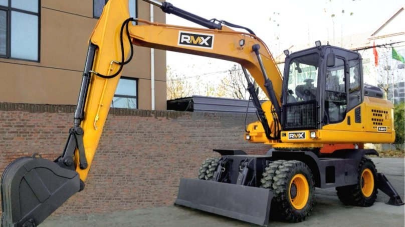 Экскаватор-погрузчик RUNMAX se460ts