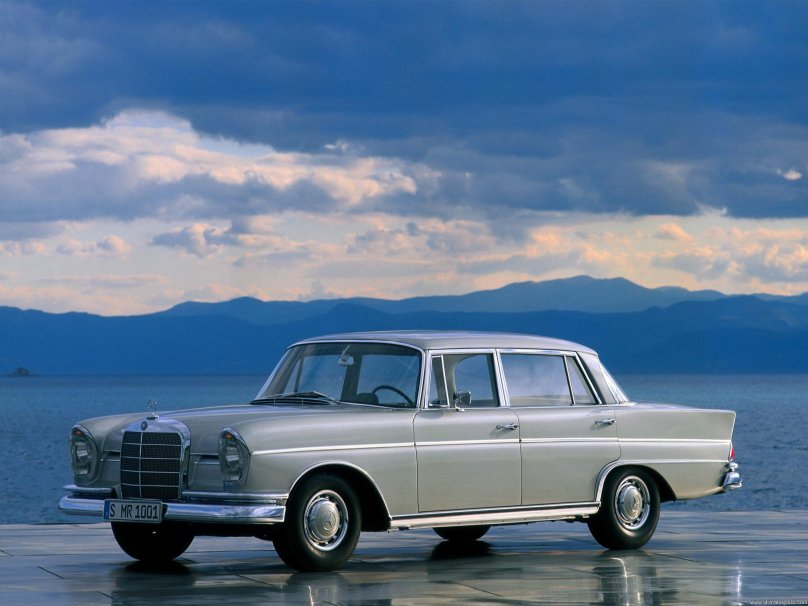 Mercedes-Benz w112