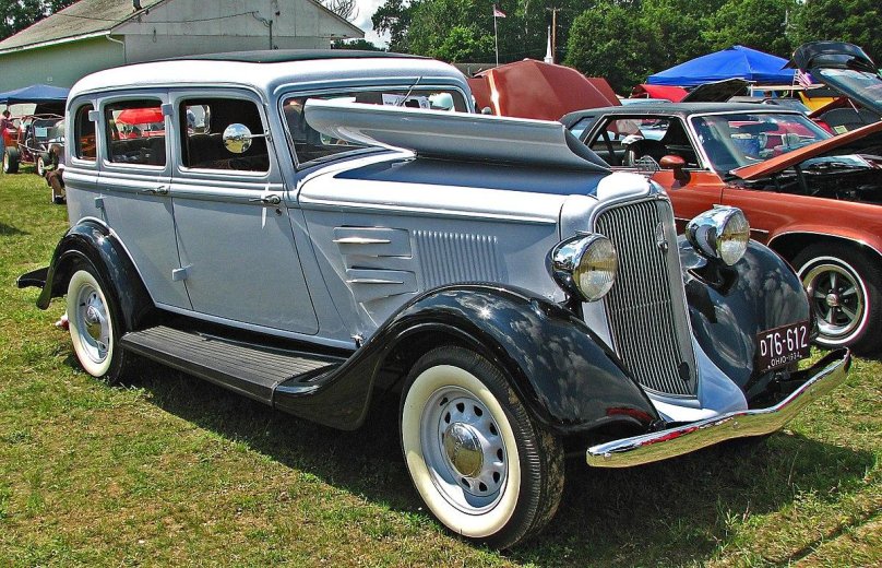 Plymouth 1934