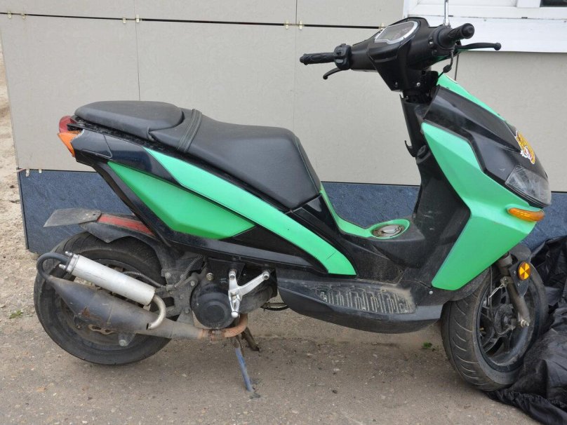 Stels arrow Benelli 100
