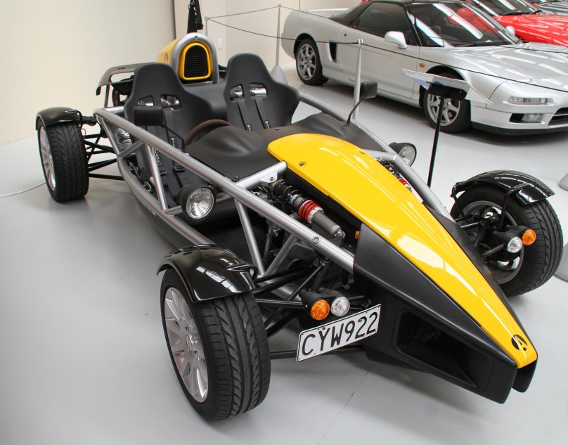 Ariel Atom 2000