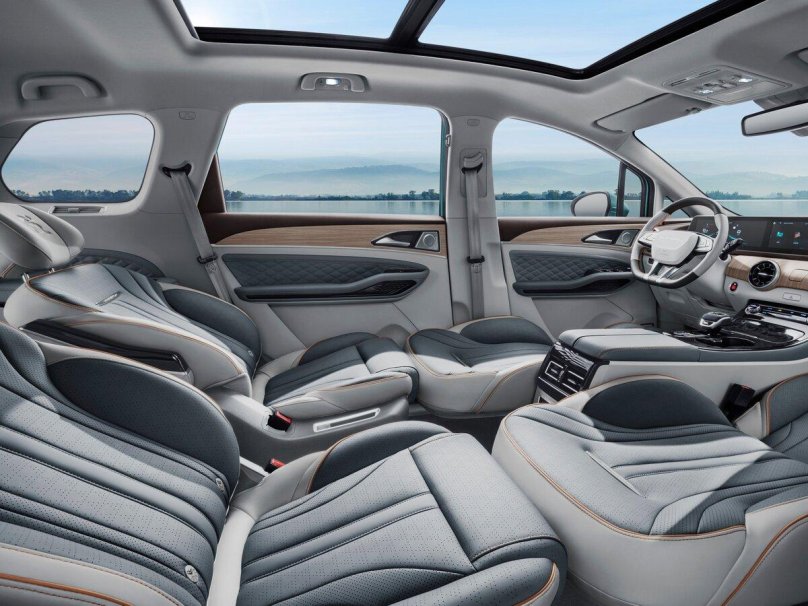 Минивэн с трансформируемым салоном