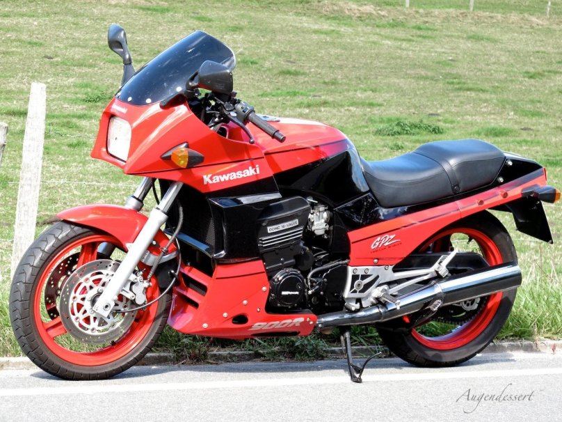 Кавасаки gpz900r