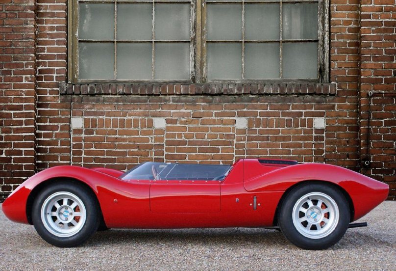 De Tomaso Sport 2000