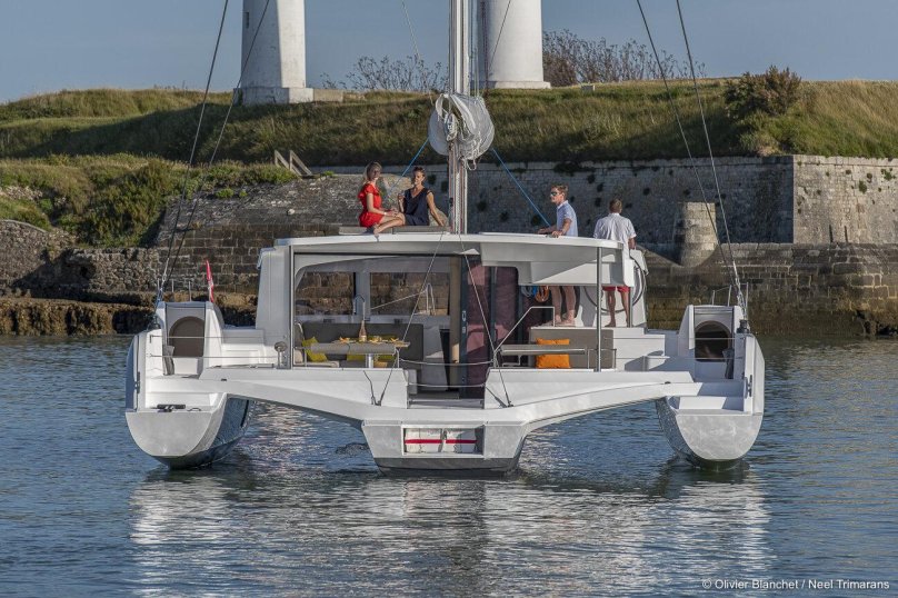 Neel 47 тримаран