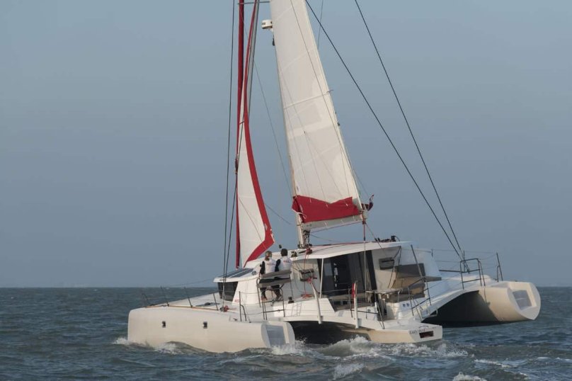 Тримаран Neel 52