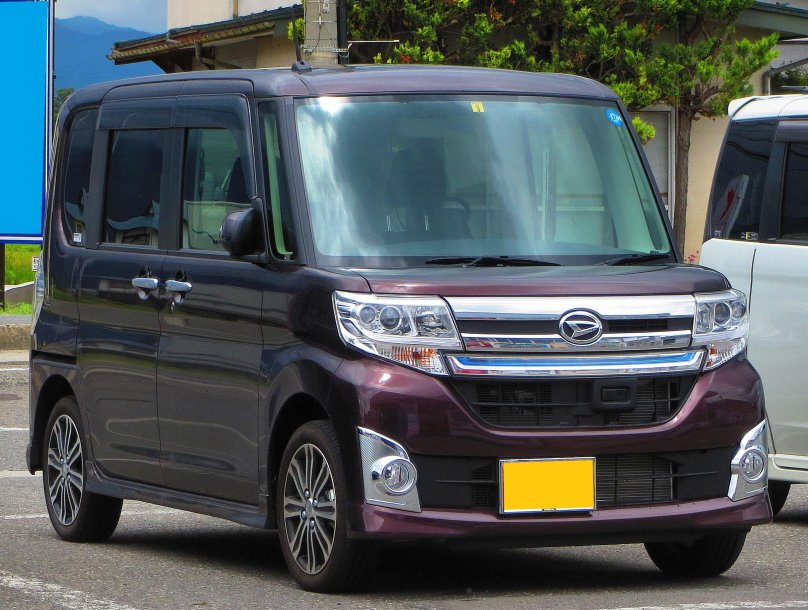 Дайхатсу танто кастом