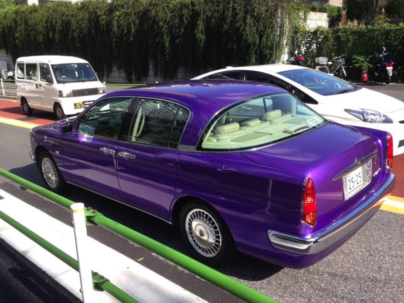 Тойота 2000 годов круглые фары