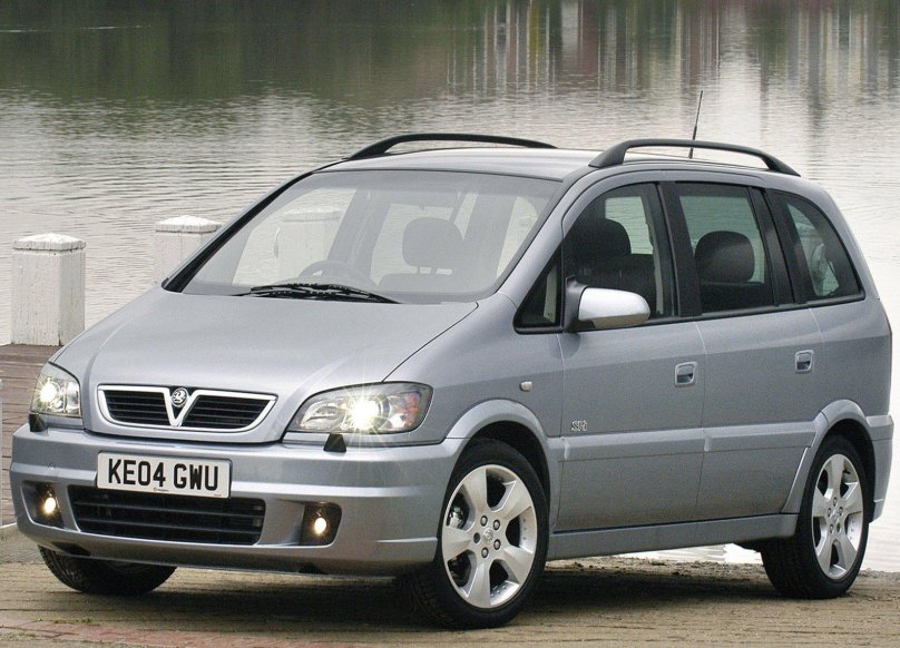 Опель Зафира 2003