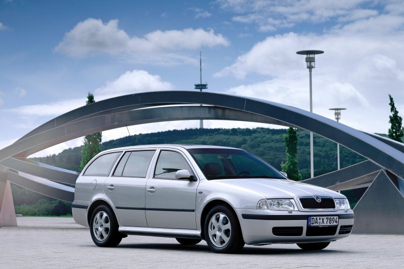 Skoda Octavia Combi 2000