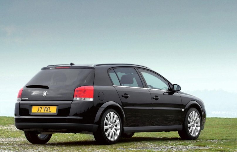 Опель Сигнум 2003