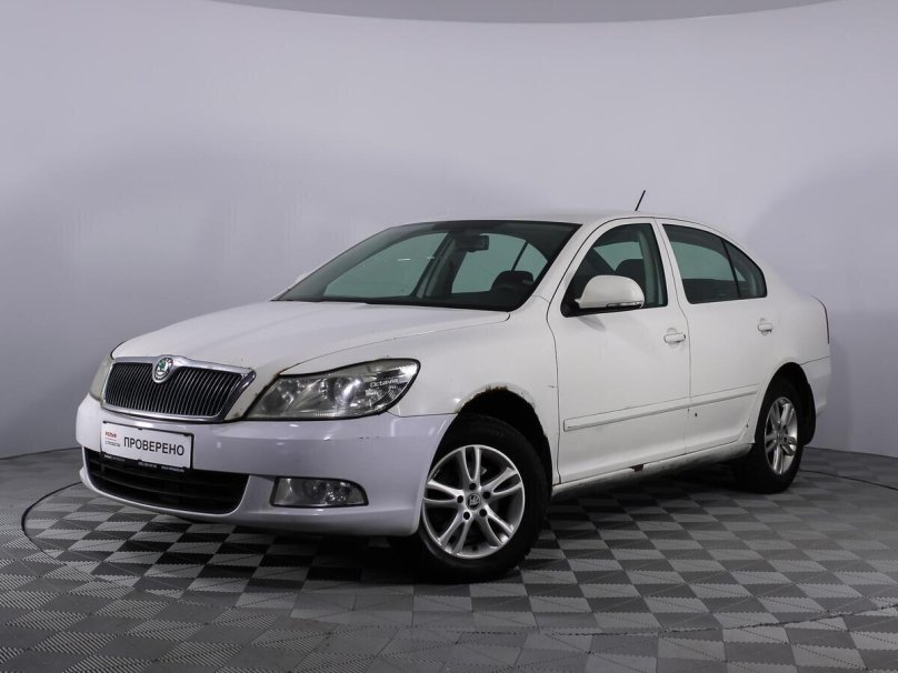 Шкода Октавия хэтчбек 2011