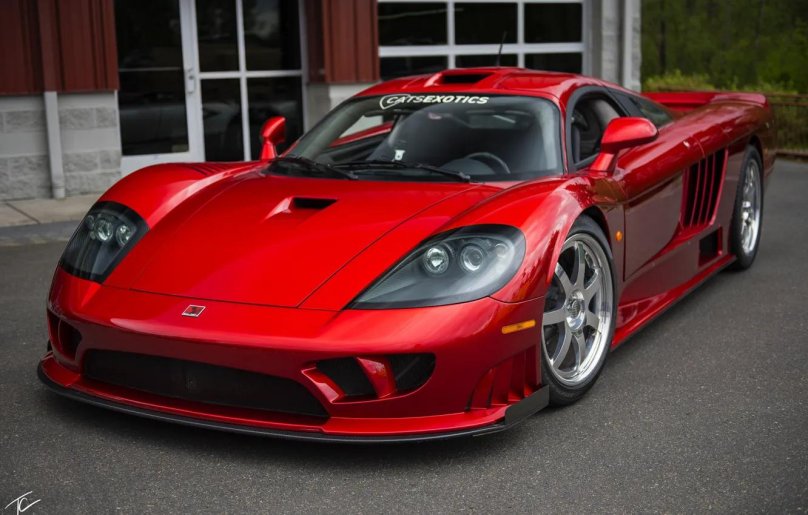 Saleen s7 Twin Turbo красный
