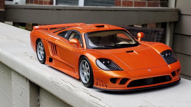 Hot Wheels Saleen s7