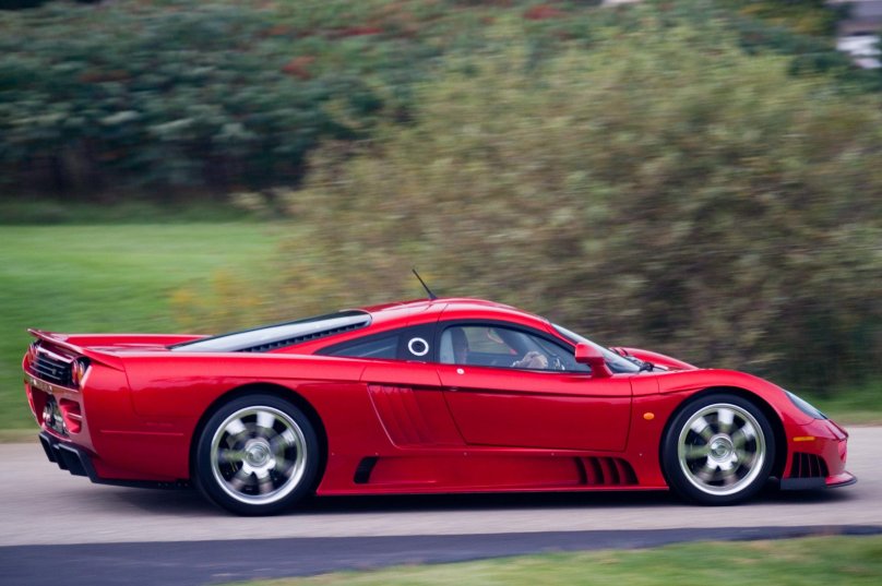 Машина Saleen s7