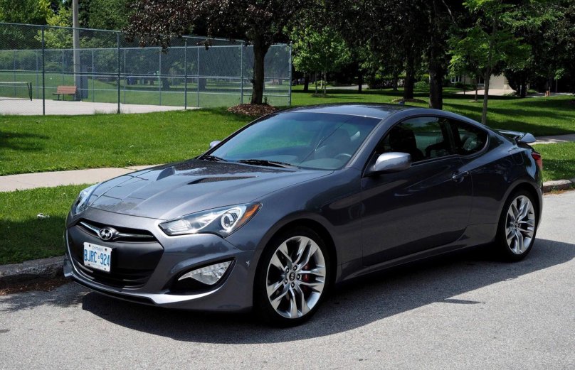 Hyundai Genesis Coupe 2022