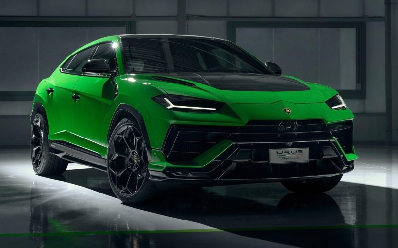 Ламборджини Урус 2022