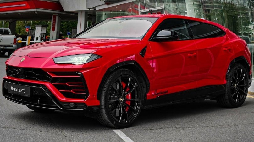 Ламборджини Урус 2022