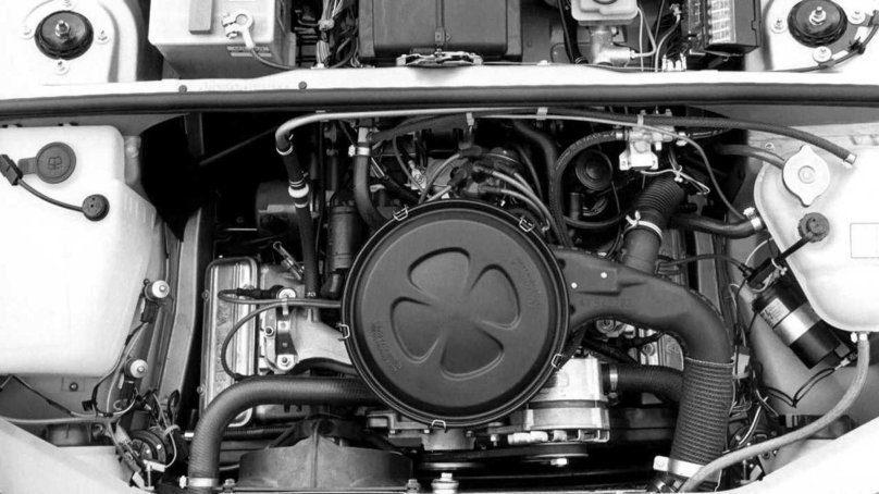 Alfa Romeo 33 engine