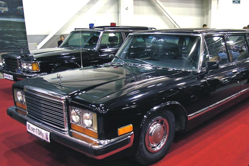 Правительственный ЗИЛ 41047