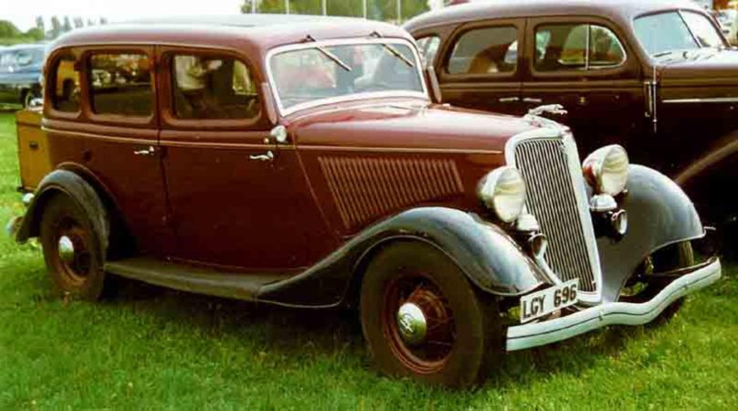 1934 Ford Deluxe Fordor