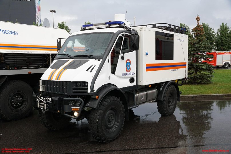 Автомобиль химической и радиационной разведки