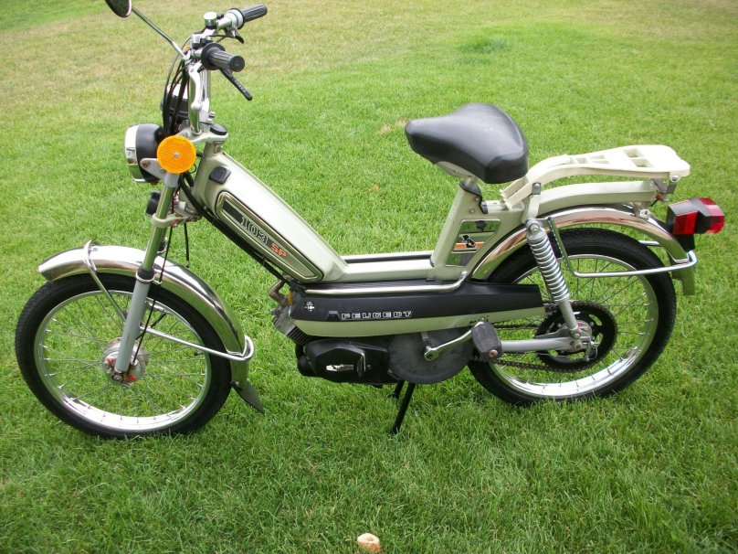 Peugeot 103 мопед